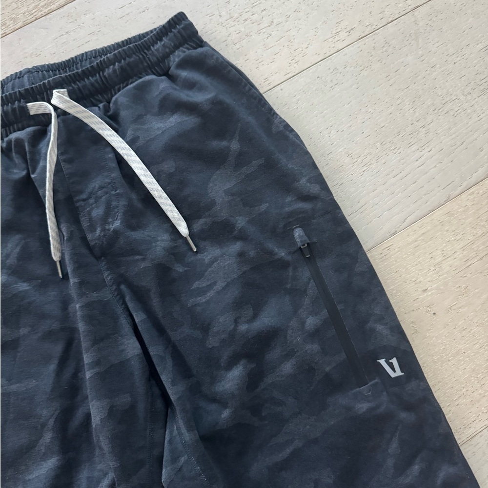 Vuori Sunday Performance Jogger Pants. Mens. Black Camo S - Picture 6 of 8